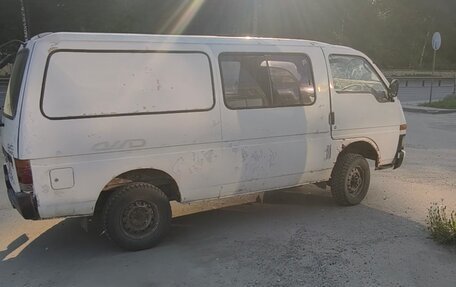 Isuzu Fargo I, 1993 год, 270 000 рублей, 4 фотография