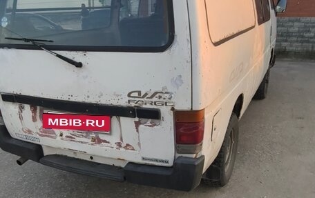 Isuzu Fargo I, 1993 год, 270 000 рублей, 3 фотография