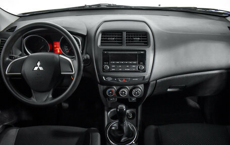 Mitsubishi ASX I рестайлинг, 2014 год, 890 000 рублей, 18 фотография