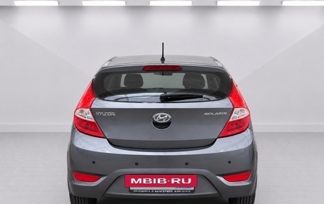 Hyundai Solaris II рестайлинг, 2013 год, 835 000 рублей, 3 фотография
