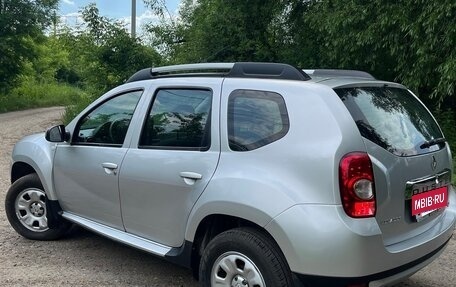 Renault Duster I рестайлинг, 2012 год, 900 000 рублей, 4 фотография