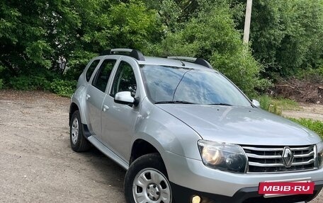Renault Duster I рестайлинг, 2012 год, 900 000 рублей, 2 фотография