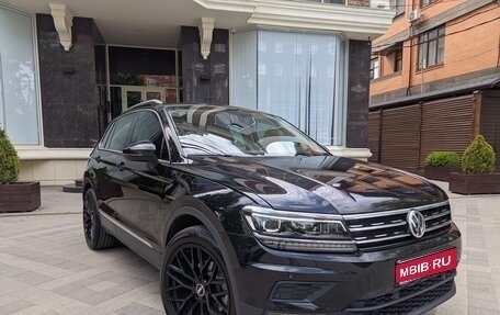 Volkswagen Tiguan II, 2017 год, 2 269 000 рублей, 1 фотография