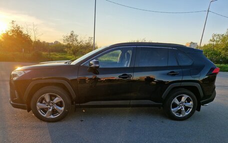 Toyota RAV4, 2022 год, 6 500 000 рублей, 1 фотография