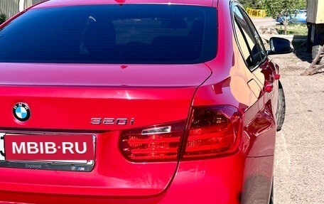 BMW 3 серия, 2014 год, 1 320 000 рублей, 23 фотография