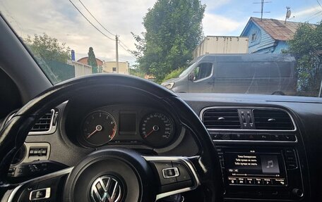 Volkswagen Polo VI (EU Market), 2018 год, 650 000 рублей, 8 фотография