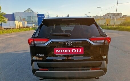 Toyota RAV4, 2022 год, 6 500 000 рублей, 6 фотография