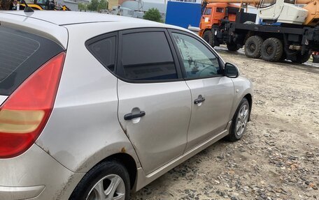 Hyundai i30 I, 2010 год, 690 000 рублей, 3 фотография