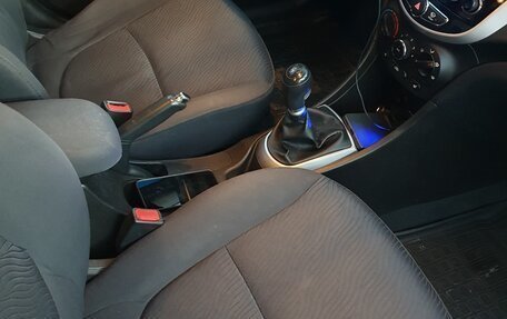 Hyundai Solaris II рестайлинг, 2012 год, 610 000 рублей, 5 фотография