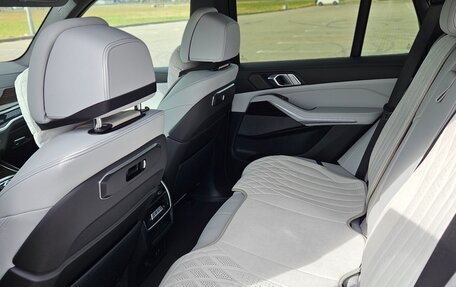 BMW X5, 2023 год, 13 400 рублей, 14 фотография