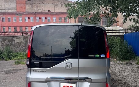 Honda Stepwgn IV, 2019 год, 1 750 000 рублей, 5 фотография