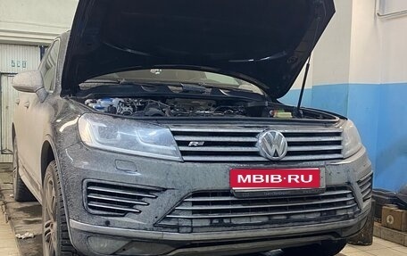 Volkswagen Touareg III, 2016 год, 3 250 000 рублей, 1 фотография