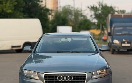 Audi A4, 2010 год, 760 000 рублей, 1 фотография