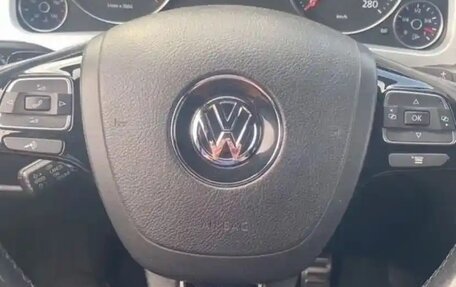 Volkswagen Touareg III, 2016 год, 3 250 000 рублей, 10 фотография