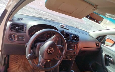 Volkswagen Polo VI (EU Market), 2018 год, 400 000 рублей, 3 фотография