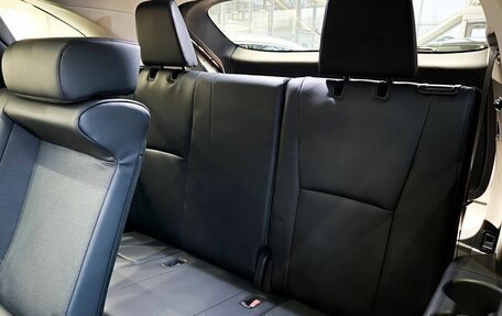 Toyota Highlander, 2026 год, 5 690 000 рублей, 15 фотография