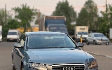 Audi A4, 2010 год, 760 000 рублей, 2 фотография