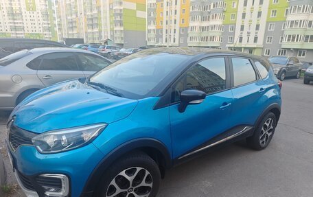 Renault Kaptur I рестайлинг, 2018 год, 1 670 000 рублей, 2 фотография