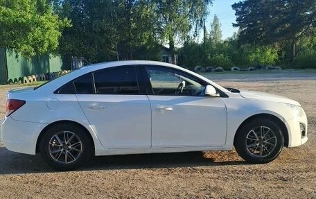 Chevrolet Cruze II, 2014 год, 730 000 рублей, 4 фотография