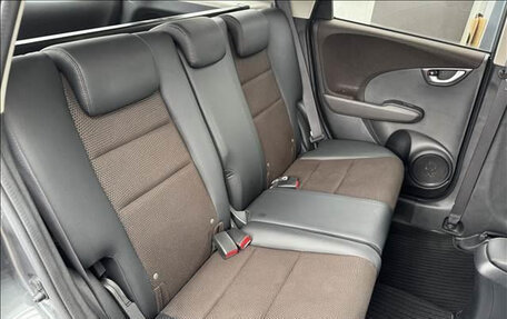 Honda Fit Shuttle I рестайлинг, 2013 год, 632 000 рублей, 21 фотография