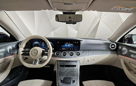 Mercedes-Benz E-Класс, 2020 год, 5 550 000 рублей, 14 фотография