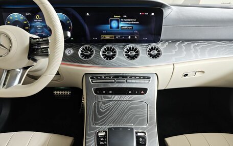 Mercedes-Benz E-Класс, 2020 год, 5 550 000 рублей, 15 фотография