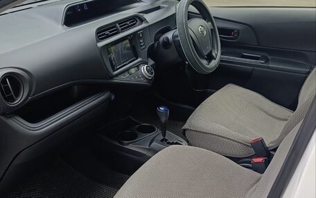 Toyota Aqua I, 2016 год, 950 000 рублей, 18 фотография