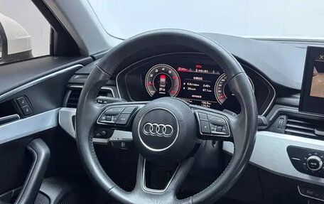 Audi A4, 2022 год, 2 530 000 рублей, 13 фотография