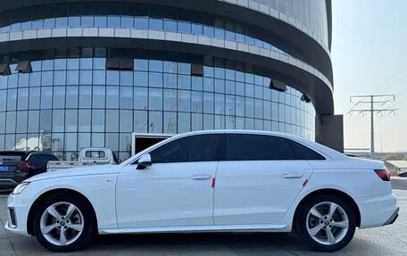 Audi A4, 2022 год, 2 530 000 рублей, 2 фотография