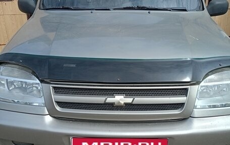 Chevrolet Niva I рестайлинг, 2007 год, 450 000 рублей, 1 фотография