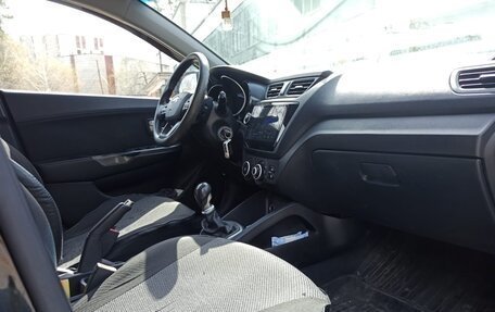 KIA Rio III рестайлинг, 2013 год, 695 000 рублей, 6 фотография