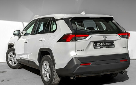 Toyota RAV4, 2021 год, 2 875 000 рублей, 7 фотография
