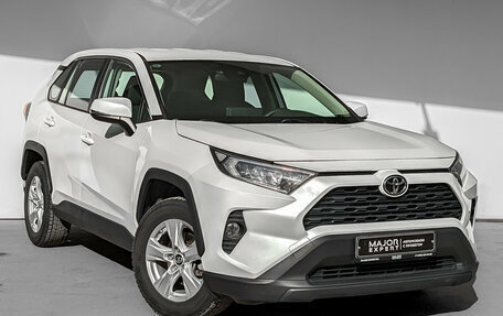 Toyota RAV4, 2021 год, 2 875 000 рублей, 3 фотография