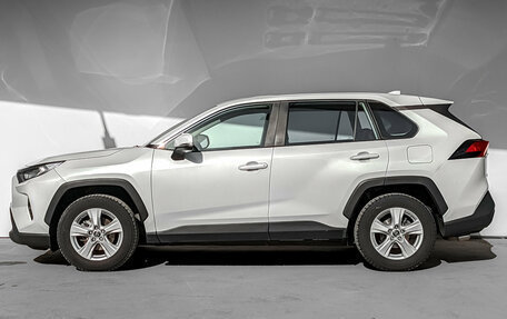 Toyota RAV4, 2021 год, 2 875 000 рублей, 8 фотография
