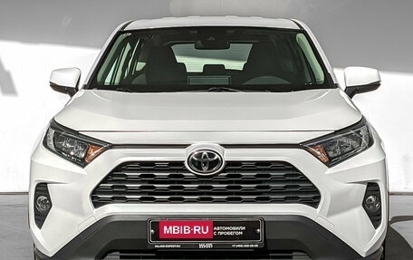 Toyota RAV4, 2021 год, 2 875 000 рублей, 2 фотография