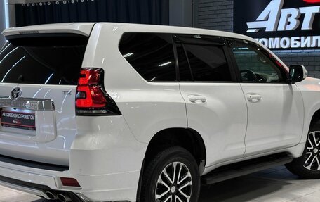 Toyota Land Cruiser Prado 150 рестайлинг 2, 2019 год, 4 677 000 рублей, 6 фотография