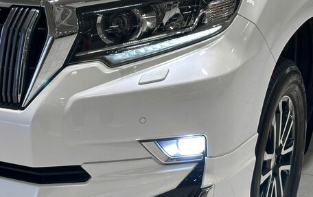 Toyota Land Cruiser Prado 150 рестайлинг 2, 2019 год, 4 677 000 рублей, 4 фотография