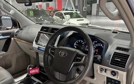 Toyota Land Cruiser Prado 150 рестайлинг 2, 2019 год, 4 677 000 рублей, 10 фотография
