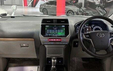 Toyota Land Cruiser Prado 150 рестайлинг 2, 2019 год, 4 677 000 рублей, 30 фотография