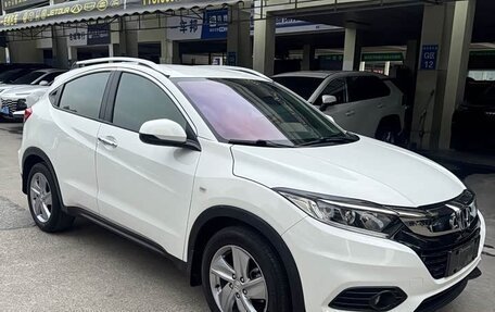 Honda Vezel, 2022 год, 1 125 000 рублей, 3 фотография