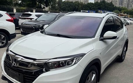 Honda Vezel, 2022 год, 1 125 000 рублей, 2 фотография
