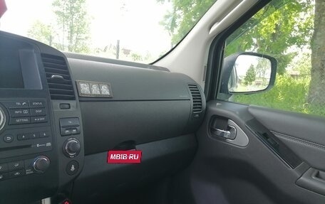 Nissan Pathfinder, 2011 год, 1 550 000 рублей, 4 фотография