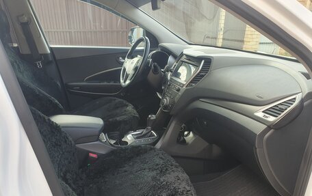 Hyundai Santa Fe III рестайлинг, 2017 год, 2 730 000 рублей, 2 фотография