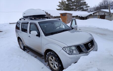 Nissan Pathfinder, 2011 год, 1 250 000 рублей, 9 фотография