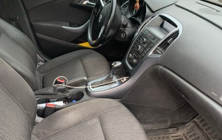 Opel Astra J, 2013 год, 700 000 рублей, 6 фотография