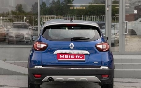 Renault Kaptur I рестайлинг, 2021 год, 1 840 000 рублей, 6 фотография