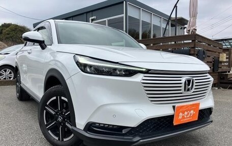 Honda Vezel, 2022 год, 2 100 000 рублей, 3 фотография