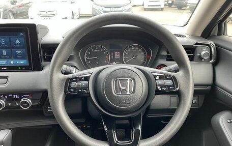 Honda Vezel, 2022 год, 2 100 000 рублей, 8 фотография
