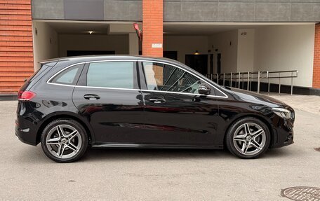 Mercedes-Benz B-Класс, 2019 год, 2 600 000 рублей, 5 фотография