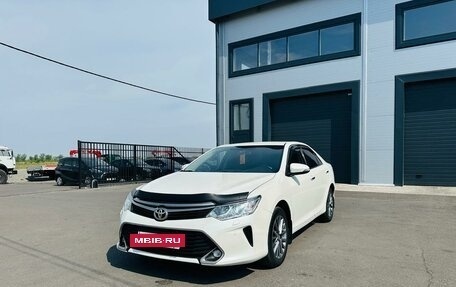 Toyota Camry, 2017 год, 1 649 000 рублей, 2 фотография